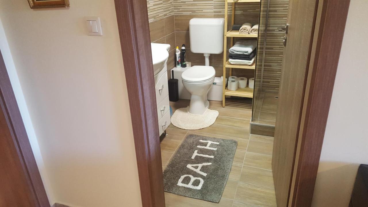 Gyoengyvirag Apartman 케츨리 외부 사진