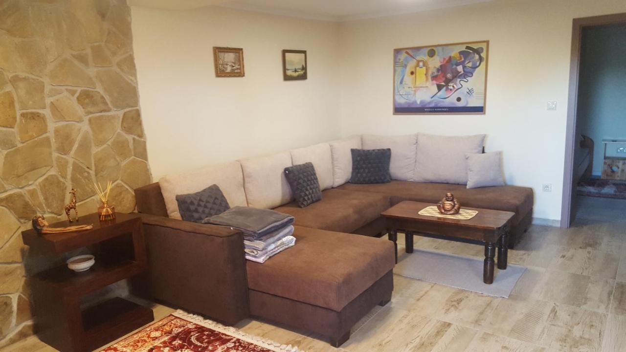 Gyoengyvirag Apartman 케츨리 외부 사진