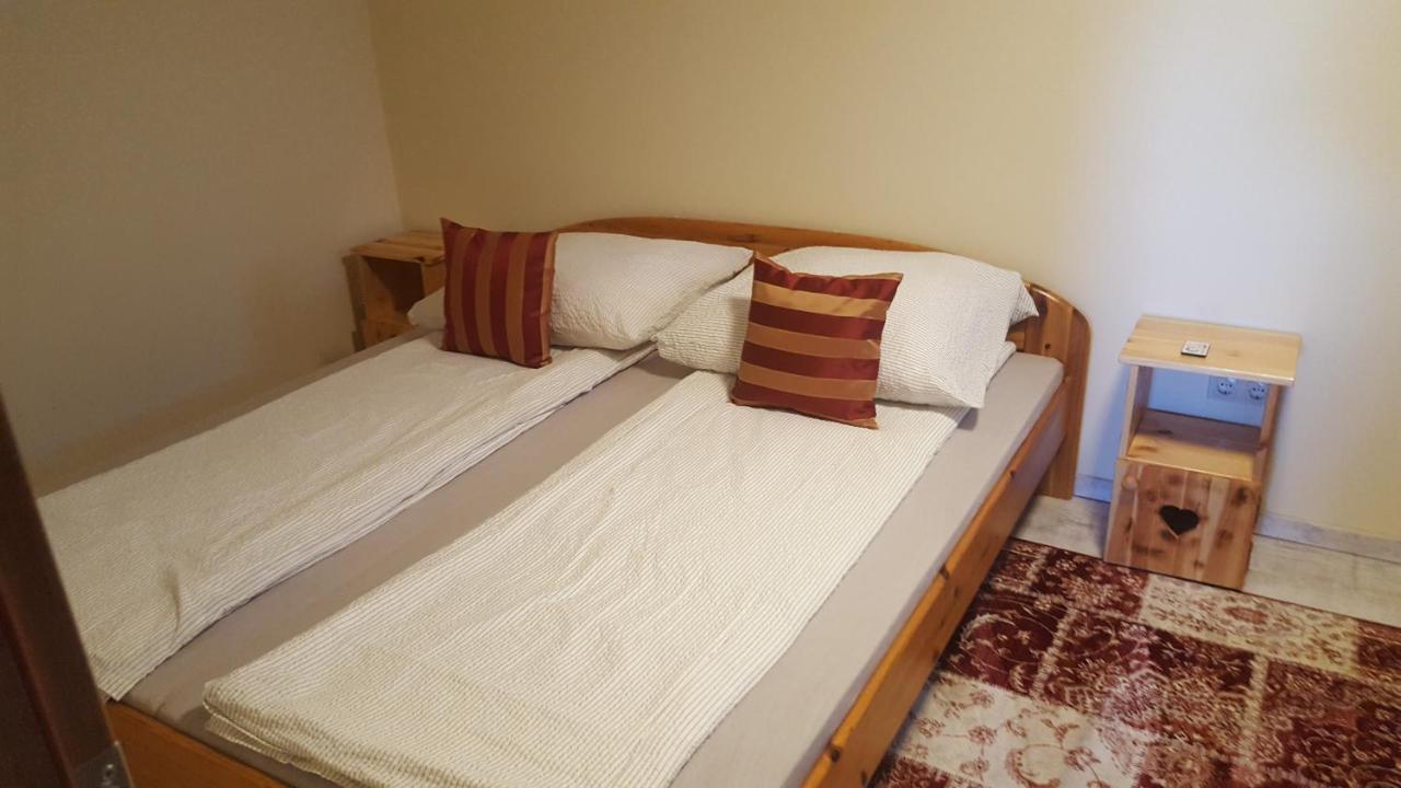 Gyoengyvirag Apartman 케츨리 외부 사진